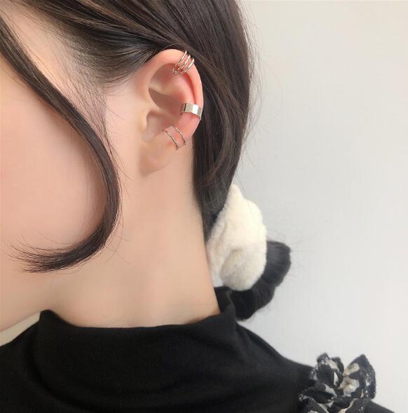 イヤーカフ 3個 セット trois ゴールド シルバー おしゃれ シンプル アクセサリー 両耳 ギフト 誕生日 プレゼント 女性 彼女 女友達 ママ友 誕プレ...