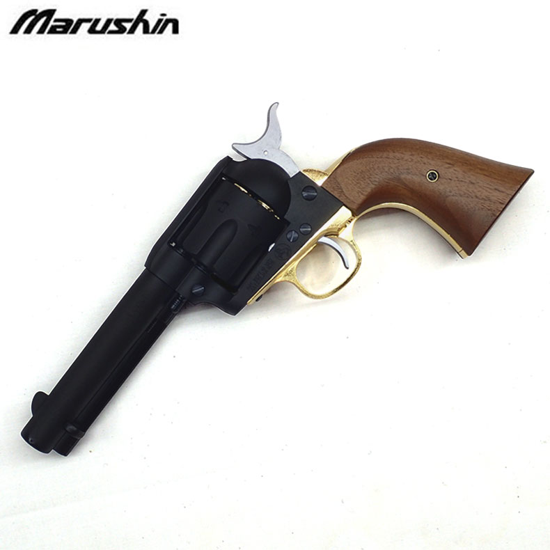 ※こちらの商品はラッピング不可となっております。 マルシン ガスリボルバー SAA.45 シビリアン 木製グリップ ブラススタイルヘビーウエイト 18歳以上対象 6mmBBガスガン 新型パッキンXカートリッジ式 真鍮調メッキパーツのブラススタイルHW ・トリガーガードとバックストラップをより耐久性のある金属製パーツに変更 それにより質感の向上や重量が従来モデルと比較し約140g（約25％）もアップ ・【新型Xカートリッジ】新パッキン仕様のXカートリッジにより安定した弾道を実現 ・セフティコックとハーフコック構造を見直し、より安全性を重視した操作性を実現 ・バレルにはリアルなライフリングと改良型ジョイントにより耐久性が向上 HOPは安定した性能を発揮しやすい可変式 ・ライブベースピンによりシリンダーの取り外しが可能＝手入れが容易に ・フォーシングコーンの材質を新素材に変更し、回転抵抗が激変 Xカート式ガスリボルバー HOP：可変式 装弾数：6発 重量:約830g ■対象年齢18歳以上の商品です■ ※購入者様へのお届けのみとなっております。 ※代引でお支払いの場合、初回購入の方はお電話でご本人確認をさせて頂きます。 【タナカ/マルシン等HWモデルの表面仕上について】 HWフレームは、個々の表面に黒染め時の染めムラやフレーム整形時にHW樹脂独特のムラや皺などつく場合があります。 また組み立ては専門スタッフの手作業で行うため、組み込みに伴う擦り傷など付く場合があります。 気になる場合はシリコンオイルなどを塗り伸ばすと目立たなくなりますのでお試しください。