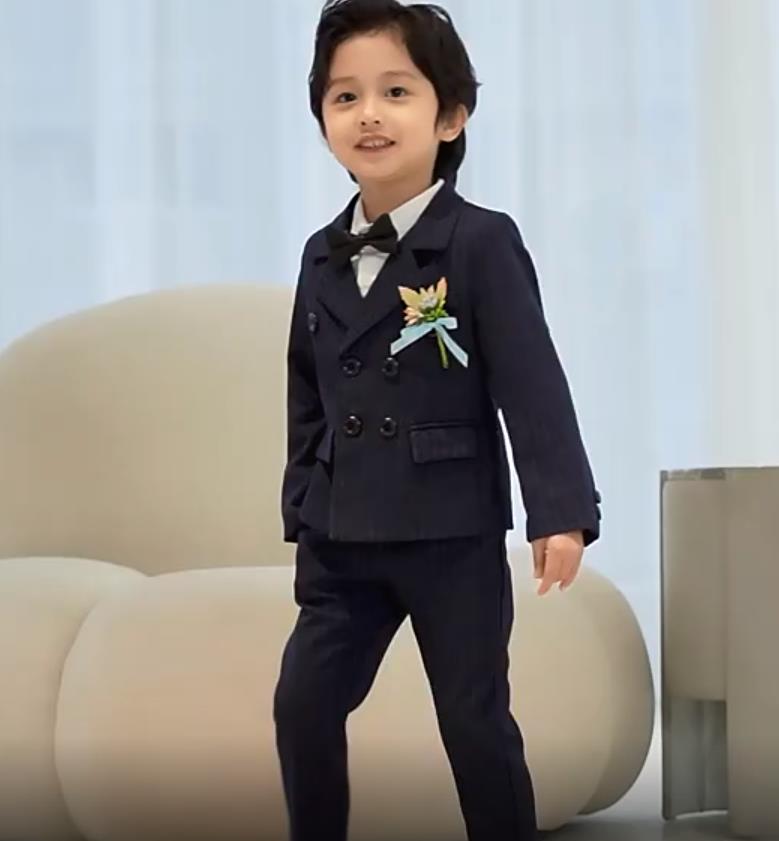 フォーマルスーツ/コート ベスト/長袖/スーツ 男の子 スーツ キッズ 子供 タキシード カジュアル タキシード 子供服 入学式 入園式 七五三 誕生日プレゼン...