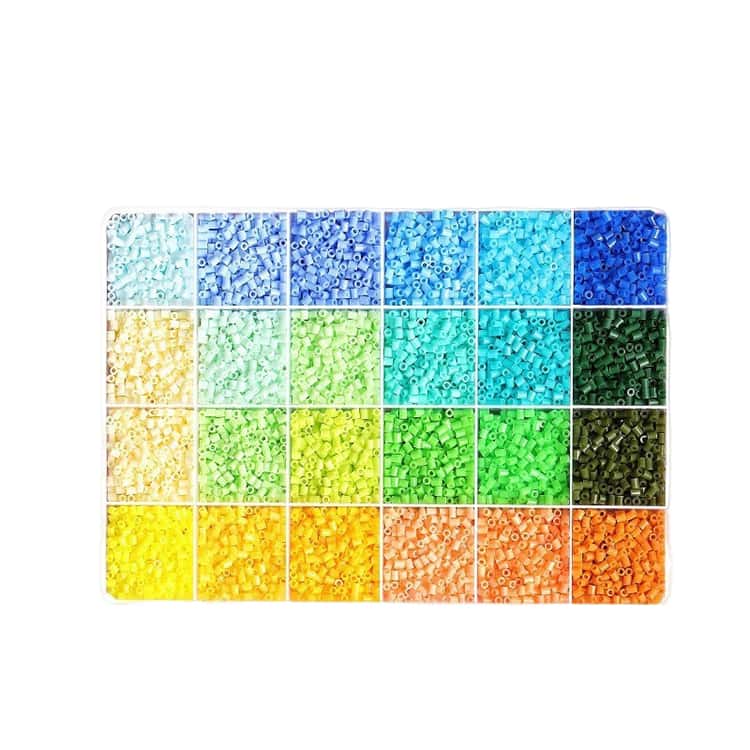 minashopのアイロンで繋がる魔法のビーズ アイロンアートビーズ 24色 収納ケース付き 約8400粒 補充ビーズ 2.6mm 熱でひっつくビーズ 大容量 補充 パステルカラー 立体パズル 知育玩具 ブロック 知育パズル 男の子 女の子 立体 おもちゃ 指先 知育玩具 誕生日 プレゼント｜アングル2