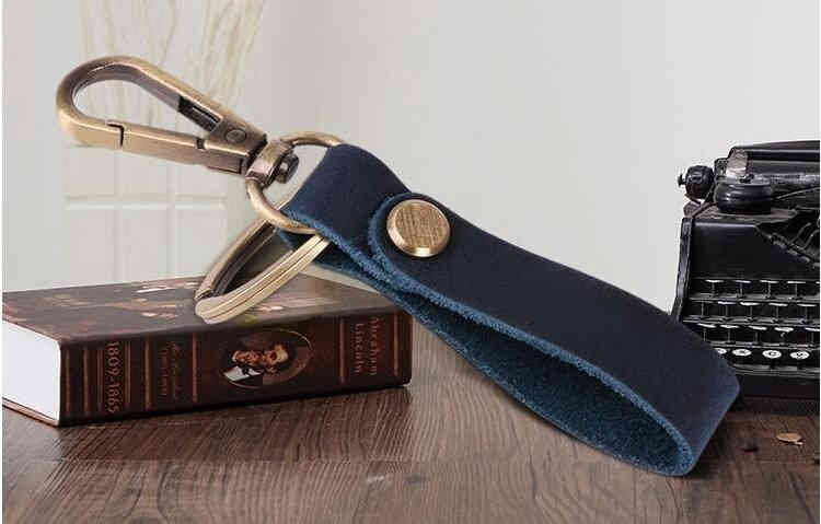 鍵 キーリング メンズ 鍵ケース 本革 革 ベルトループ バイク 車 ホルダー プレゼント ギフト 送料無料