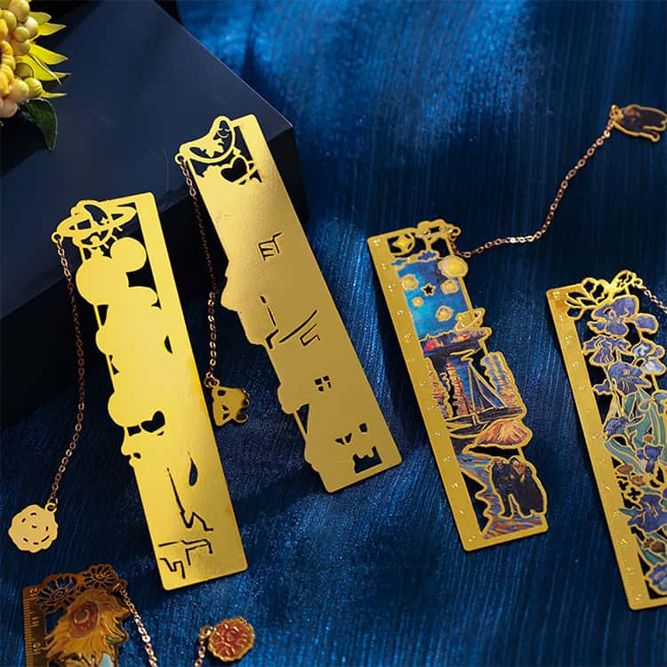 しおり 金属製 ブックマーク 高級感 名画モチーフ クリエイティブ 透かし ブックマーカー 花々が咲き誇る 栞 チャーム付き 読書 ブックマーク ルーラー 定規 読書クリップ 文房具 新学期 入学祝い プレゼント 本好き 癒しグッズ 上品 送料無料 3