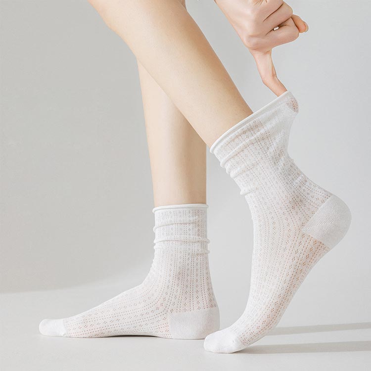 送料無料 靴下 クルーソックス 3足セット レディース メッシュ 薄手 涼しい カラーソックス ショートソックス ひんやり 冷感 かかとなし ゆるっと履ける 大人可愛い 通気性 蒸れない 吸汗速乾 無地 伸縮性 おしゃれ カラフル 春夏