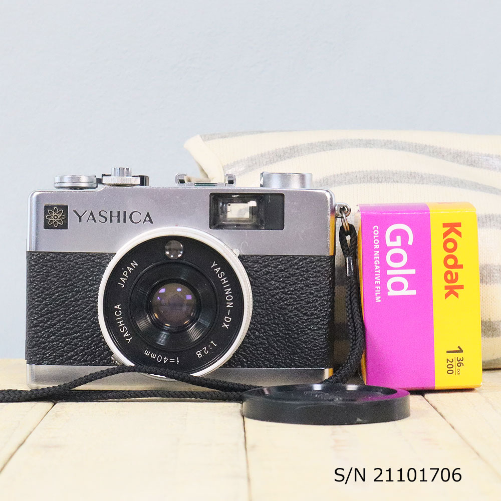 【整備済】【保証付 】　ヤシカ　YASHICA ELECTRO 35MC　S/N 21101706（ケース・フイルム付セット）　フィルムカメラ　フイルムカメラ　【中古】