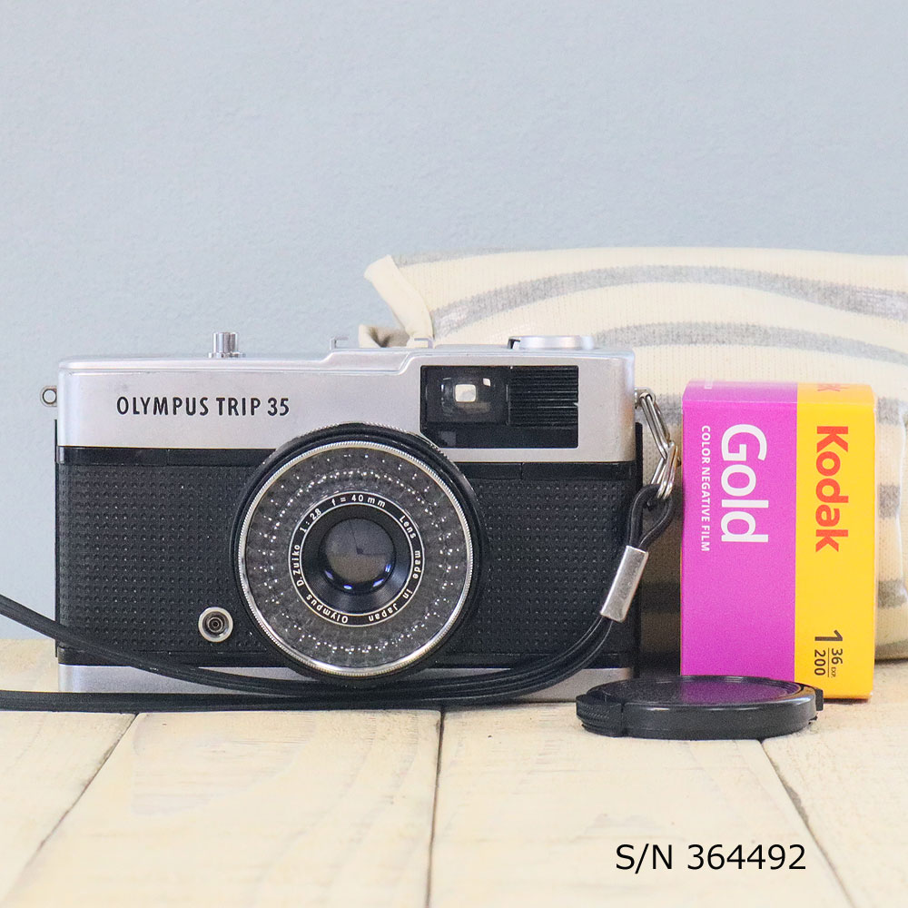 【整備済】【保証付 】　オリンパス　OLYMPUS TRIP 35　S/N 364492（ケース・フイルム付セット）　フィルムカメラ　フイルムカメラ　【中古】