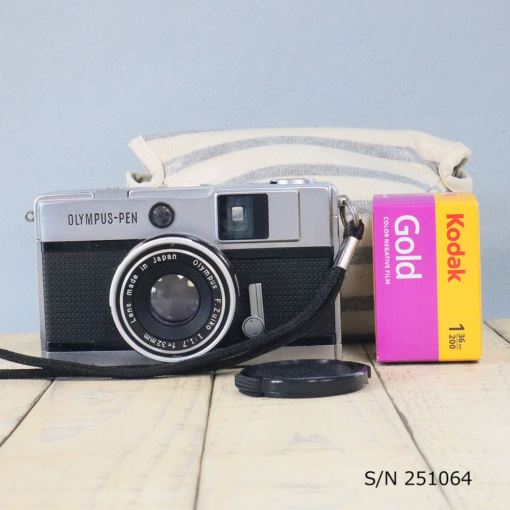 【整備済】【保証付 】　オリンパス　OLYMPUS PEN EED　S/N 251064（ケース・フイルム付セット）　フィルムカメラ　フイルムカメラ　【中古】