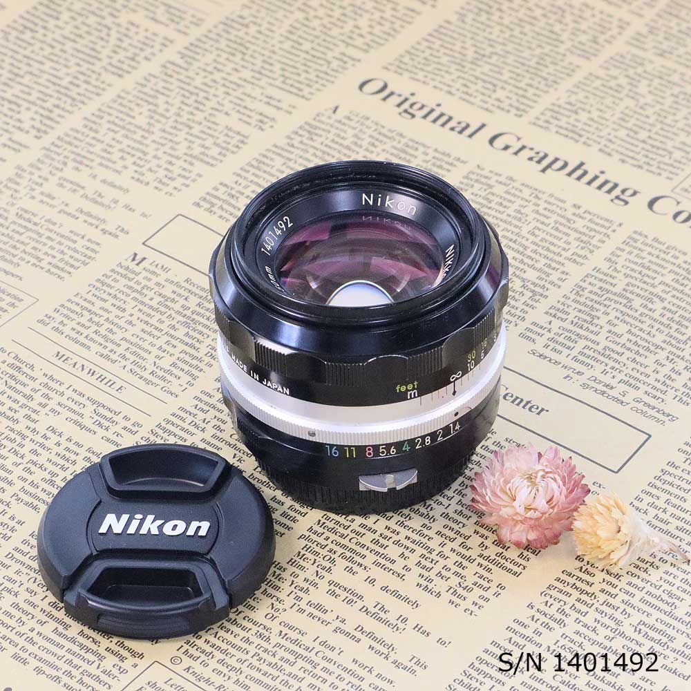 　オールドレンズ　Nikon NIKKOR-S.C Auto 50mm f1.4 ニコン Fマウント S/N 1401492　(ポーチ付)