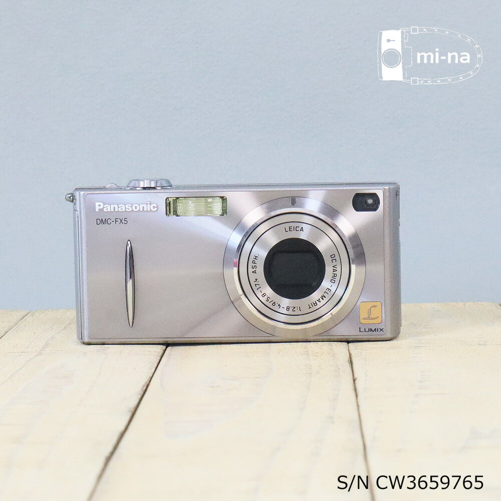 【中古】 　Panasonic LUMIX DMC-FX5 S/N CW3659765　デジタルカメラ CCDカメラ オールドデジカメ オールドコンデジ