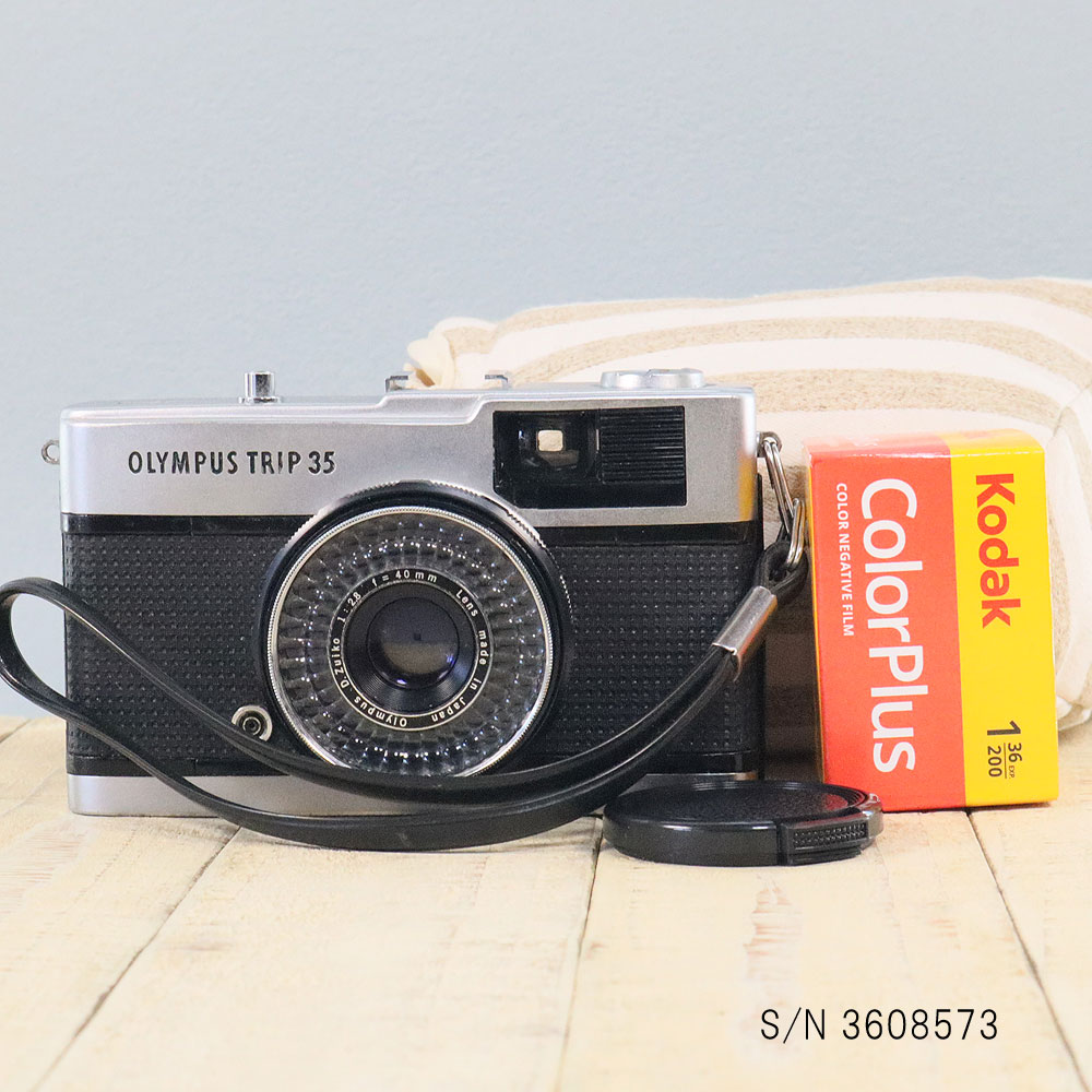 【整備済】【保証付 】 オリンパス　OLYMPUS TRIP 35　S/N 3608573（ケース・フイルム付セット）　フィルムカメラ　フイルムカメラ　【中古】