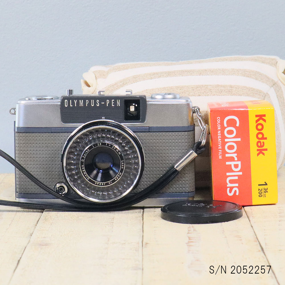 【整備済】【保証付 】　オリンパス　OLYMPUS PEN EES-2　S/N 2052257（ケース・フイルム付セット）　..