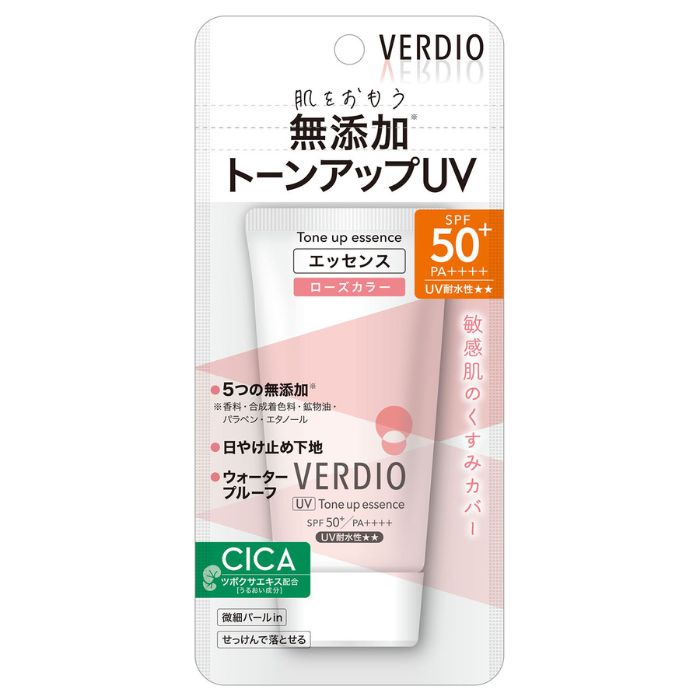 ベルディオ UVトーンアップエッセンス ローズカラー 50g 近江兄弟社 ベルディオ ●しっとりうるおう&肌色補整●素肌を自然にトーンアップし敏感肌を紫外線から守る●お肌にやさしい5つの無添加…香料、合成着色料、鉱物油、パラベン、エタノール●強烈紫外線対策…SPF50+PA++++●トーンアップ…お肌のくすみ、色むらをふわりとカバーして血色感のある肌に整えます●しっとりうるおう「うるおい成分」配合…ツボクサエキス、ハトムギエキス、モリンガエキス、オウゴンエキス、エーデルワイスエキス●低刺激性…アレルギーテスト済み、パッチテスト済み※すべての方に刺激及びアレルギーが起こらないというわけではありません。●化粧下地にも●せっけんで落とせる●ウオータープルーフ 表示成分水、シクロペンタシロキサン、酸化亜鉛、メトキシケイヒ酸エチルヘキシル、BG、酸化チタン、ジメチコン、PEG-10ジメチコン、トリエトキシカプリリルシラン、ジエチルアミノヒドロキシベンゾイル安息香酸ヘキシル、PEG-9ポリジメチルシロキシエチルジメチコン、フェニルトリメチコン、ハトムギ種子エキス、エーデルワイス花/葉エキス、ツボクサ葉/茎エキス、オウゴン根エキス、ワサビノキ種子エキス、マイカ、酸化鉄、酸化スズ、(ジメチコン/(PEG-10/15))クロスポリマー、ポリリシノレイン酸ポリグリセリル-6、ジステアルジモニウムヘクトライト、塩化Na、タルク、水酸化Al 、クエン酸Na、イソステアリン酸ポリグリセリル- 2、酢酸トコフェロール、含水シリカ、ハイドロゲンジメチコン、(ジメチコン/ビニルジメチコン)クロスポリマー、グリセリン、トリエトキシシリルエチルポリジメチルシロキシエチルヘキシルジメチコン、クエン酸、リン酸2Na、フェノキシエタノール、BHT使用方法●適量を手に取り、お肌にムラなくのばしてください。量が少ないと、充分な日やけ止め効果が得られません。●効果を保つために、こまめにぬりなおし、ハンカチやタオルでふいた後や泳いだ後にも、ぬりなおしてください。●落とす時はせっけん等でていねいに洗い流してください。※必ず、腕の内側等に少量つけ異常のないことを確かめてお使いください。許可番号販売元近江兄弟社使用上の注意＜使用上の注意＞●使用中、赤み、はれ、かゆみ、刺激、色抜け(白斑等)や黒ずみ等の異常が出た時や、お肌に直射日光があたり同様の症状が出た時は使用を中止し、皮ふ科専門医等にご相談ください。そのまま使用を続けると症状を悪化させることがあります。●除毛直後や肌に傷、はれもの、しっしん、かぶれ等の異常がある部位には使わないでください。●目に入らないようにご注意ください。もし入ったらすぐに水かぬるま湯で洗い流してください。＜保管及び取扱い上の注意＞●使用後は必ずキャップをしっかりしめ、乳幼児の手の届かない所に保管してください。●極端に高温や低温、直射日光のあたる場所には保管しないでください。●材質によっては落ちにくいこともありますので衣服、布製品、皮製品、腕時計、めがね、貴金属類、プラスチック類等につけないように充分ご注意ください。●衣服につくと落ちにくいことがありますのでご注意ください。もしついた場合は、衣服の素材によって洗浄の仕方が異なりますので、クリーニング店にご相談ください。変色(着色)する場合がありますので、塩素系漂白剤のご使用はお避けください。原材料素材または材質原産国日本問い合わせ先【消費者相談窓口】：お問い合わせ 住所： 電話番号：0748-32-3135 問い合わせ時間：