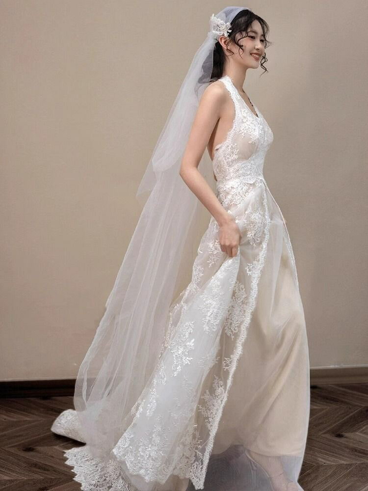 ウェディングドレス vネック 白 ウエディングドレスス 二次会 結婚式 前撮り ドレス ブライダル ロングドレス トレーン 二次会ドレス レース 花嫁ドレス パーティードレス 披露宴 白 スレンダードレス 結婚式 演奏会 エレガント 海外挙式 おしゃれ wedding dress