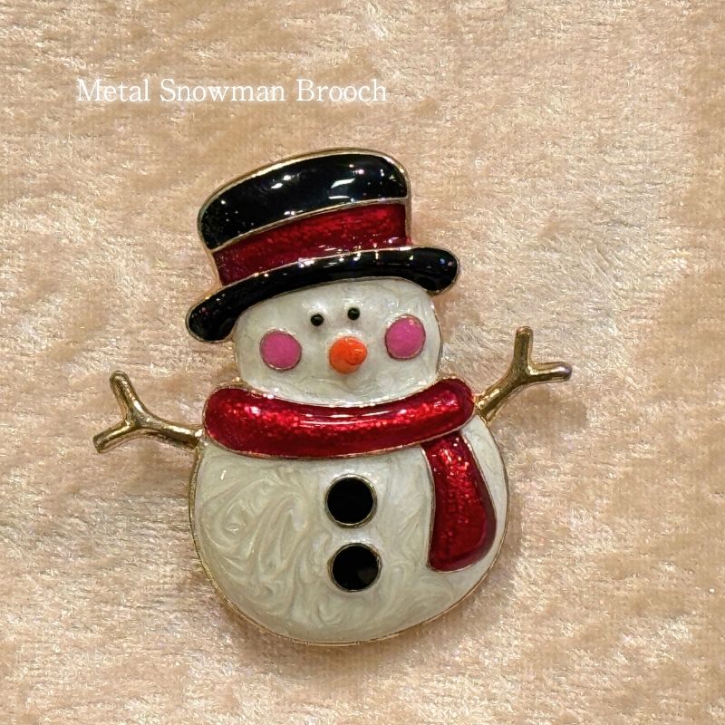 クリスマス スノーマンブローチ｜キラキラ輝くメタル製オーナメント風アクセサリー