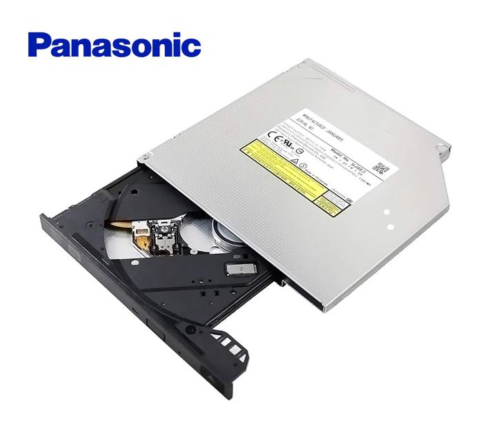 パナソニック Panasonic UJ-8E2 DVDドライブ 9.5mm SATA接続 CP633788-01 スリムDVDスーパーマルチドライブ【新品バルク品】 Panasonic UJ-8E2 DVDドライブ 9.5mm パナソニックUJ8E2スーパースリムトレイ・ロード・DVD RWドライブ■ブランド：パナソニック■モデル：UJ8E2■インターフェース：SATA■厚さ：9.5ミリメートル■荷重タイプ：イジェクト/トレイ・ロード■外形寸法：128x129x9.5mm■パッケージ：バルク■Windows 98のSE / ME / 2000 / XP / Vista /Win7 / Win8のサポート■サポートMac OS 8.6以降■主な書込速度DVD-R(8倍速)DVD-R DL(6倍速)DVD-RW(6倍速)DVD+R(8倍速)DVD+R DL(6倍速)DVD+RW(8倍速)DVD-RAM(5倍速)CD-R(24倍速)CD-RW(24倍速)■主な読込速度DVD-ROM(8倍速)CD-ROM(24倍速) 5