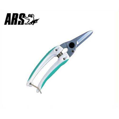 　アルス ファミリーデラックス 140DX-G (グリーン/刃長42mm) 直径9mm ■仕様 型式 140DX-G 全長 192mm 重量 130g 刃長 42mm 材質：刃 高炭素刃物鋼 仕上げ ハードクローム仕上げ