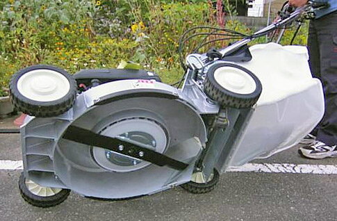 カーツ エンジン芝刈り機 LM5360HX (自走式/刈幅530mm) [エンジン式 芝刈り機 芝刈...