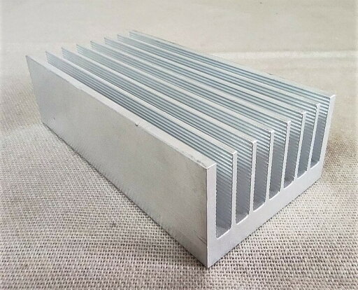 アンプ cbラジオ トランシーバー用アルミニウム ヒートシンク 放熱板 10x5x3 新品 送料無料 アンプ cbラジオ トランシーバー用アルミニウム ヒートシンク 放熱板 10x5x3 新品 送料無料