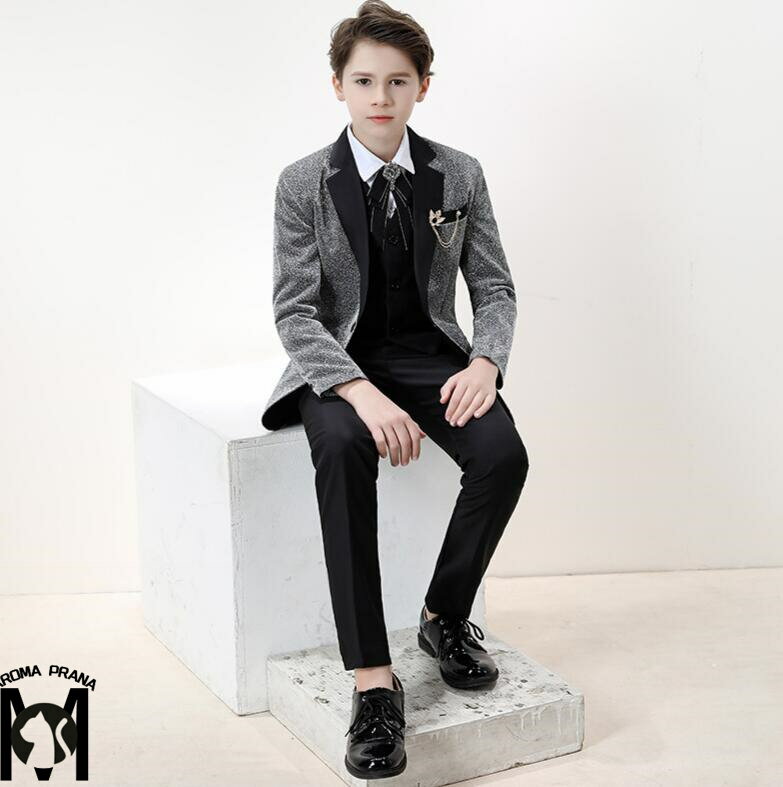 子ども演出服 王子様 貴公子 演奏会 男の子貴族イギリス風子ども用タキシードスーツセットアップ キッズスーツセットアップ 貴族服装 パーティー 舞台ステージ衣装...