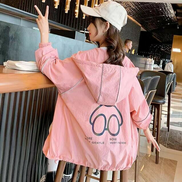 樂天商城 - キッズ 子供服 アウター 日焼け止め 夏 ゆったり 九分丈袖 可愛い クマ柄 フード付き KCEA036(2色90-140)