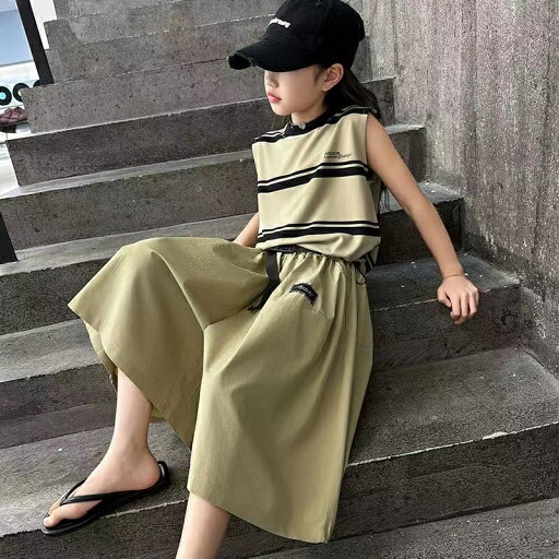 キッズ 子供服 セットアップ 上下セット トップス+ショートパンツ 2点セット 夏 女の子 tシャツ ボーダー柄 半袖 薄手 ハーフパンツ ショートパンツ ジュニア 半ズボン おしゃれ 可愛い トップス ボトムス 誕生日 プレゼント 幼稚園 小学生KSFC099(120-170) キッズ 子供服 セットアップ 上下セット トップス+ショートパンツ 2点セット 夏 女の子 tシャツ ボーダー柄 半袖 薄手 ハーフパンツ ショートパンツ ジュニア 半ズボン おしゃれ 可愛い トップス ボトムス 誕生日 プレゼント 幼稚園 小学生KSFC099(120-170)