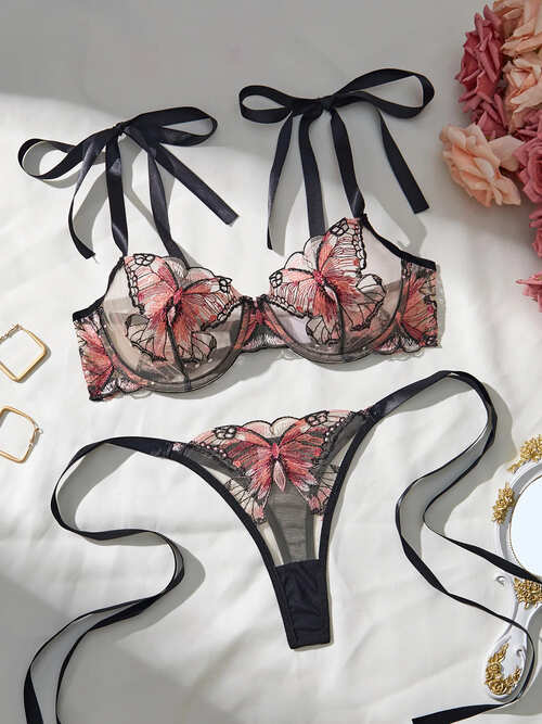 楽天市場】鬼滅の刃 胡蝶しのぶ（インナー・下着・ナイトウェア