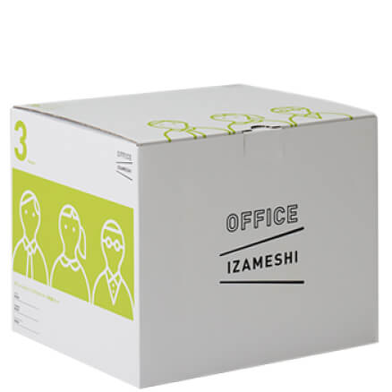 ＜最初にご確認ください※賞味期限に関するお知らせ＞ ◆IZAMESHIシリーズの商品につきましては 　製造から半年以内の商品をお送りしております。 ◆保存期間は製造日より起算しておりますので 　お届け時における賞味期限までの期日が実際の保存期間より 　最大で6ヶ月程度短くなる可能性がございます。 ◆メーカーから出荷される商品の賞味期限につきましては 　ご希望を承ることが出来ません。 ◆当店の在庫商品につきましては商品ページに賞味期限を 　記載しておりますので、ご注文時にご確認ください。 　誠に恐れ入りますが予めご了承ください。 ※保存期間：保存食は製造から3年間、水は製造から7年間 　製造から半年以内の商品のお届けとなります。 ※直射日光及び 高温多湿な場所を避けて常温で保存してください。 ＜商品説明＞ 1〜1.5日3人分の保存食と水を、 標準的なスチールキャビネットにきれいに収まる1箱に。 【セット内容】 　●大豆たっぷりカレーリゾット×1 　●トロトロねぎの塩麹チキン×1 　●りんごが決め手の生姜焼き×1 　●きのこと鶏の玄米スープごはん×1 　●名古屋コーチン入りつくねと野菜の和風煮×1 　●梅と生姜のサバ味噌煮×1 　●梅しらす雑炊×1 　●ふわふわ玉子粥×1 　●ほっこりけんちん汁×1 　●黒みつきなこ餅×1 　●出汁のきいた牛丼×1 　●和風出汁のカレー丼×1 　●素材を活かした鶏ごぼう丼×1 　●チーズマフィン×1 　●あずきマフィン×1 　●7年保存水500ml×6　