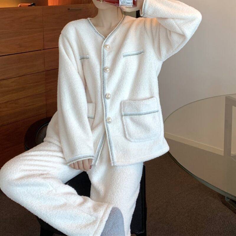 2color レディース パジャマ ルームウェア 部屋着 寝巻 ナイトウェア リラックス リラックスウェア ボア フリース 暖かい 防寒 おしゃれ オシャレ お洒落秋 冬 ママ ママコーデ 20代 30代 10代 長袖 ボタン 前開き パール 女子会