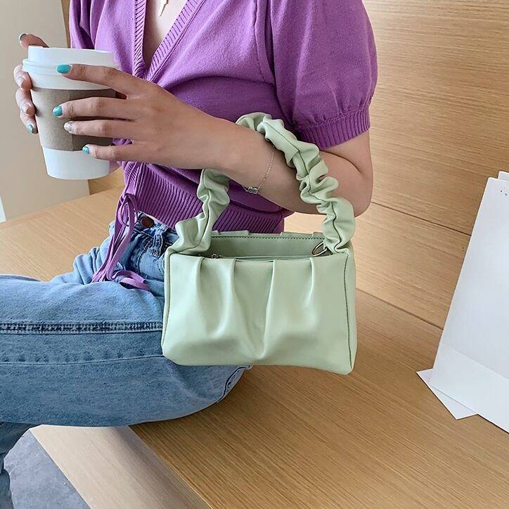 5color レディース バッグ 鞄 かばん ミニバッグ ミニ コンパクト 2way ショルダーバッグ 肩がけ 肩掛けバッグ くしゅくしゅ パステルカラー キュート フェミニン 華やか おしゃれ オシャレ お洒落 春夏 春 夏 秋冬 秋 冬 ママ