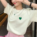 2color レディース ワンポイントTシャツ ハート シャツ トップス Tシャツ クルーネック 半袖 プルオーバー イエロー ベージュ ピンク 大人可愛い きれいめ 上品 おしゃれ レトロ キュート ガーリー ルーズ エレガント フォーマル 春 夏