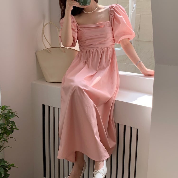 2color レディース ドレス ワンピース パーティードレス カラードレス マキシ丈ドレス マキシ丈 無地 袖あり 半袖 パフスリーブ スクエアネック シャーリング ドレープ ハイウエスト フェミニン エレガント 上品 きれいめ ピンク イエローのサムネイル