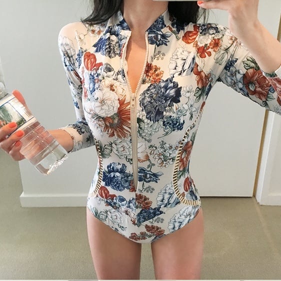 乐天商城 - レディース 水着 スイムウェア ラッシュガード 競泳 ワンピース ノンワイヤー パッド付き 花柄 レトロ 袖あり 長袖 フロントジッパー 楽ちん ハイネック 大人カジュアル カジュアル フェミニン 上品 お洒落 春夏 春 夏 秋 ママ ママコーデ