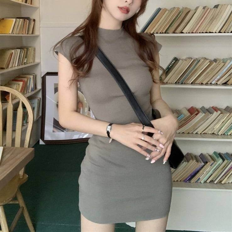 5color レディース ワンピース ミニ丈ワンピース ニットワンピース ニット ミニ丈 無地 膝上 袖あり 半袖 フレンチスリーブ モックネック 美シルエット エレガント セクシー タイト スリムフィット 上品 きれいめ グレー ブラック アイボリー ライトブルー カーキ お洒落