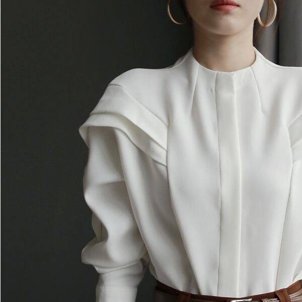 レディース トップス シャツブラウス シャツ ブラウス ミディアム丈 フリルショルダー 無地 ノーカラー スタイリッシュ 袖あり 長袖 シンプル 上品 きれいめ 大人カジュアル カジュアル ガーリー ホワイト お洒落 春 秋 冬 秋冬 ママ ママコーデ 20代 30代 40代 デート