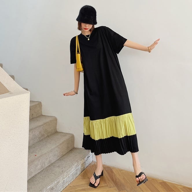 乐天商城 - 2color レディース ワンピース ロングワンピース マキシ丈ワンピース マキシ丈 バイカラー ストライプ柄 裾プリーツ 切り替え 膝下 袖あり 半袖 ラウンドネック Aライン フレア ハイウエスト エレガント フェミニン ガーリー 大人カジュアル 上品 きれいめ ブラック