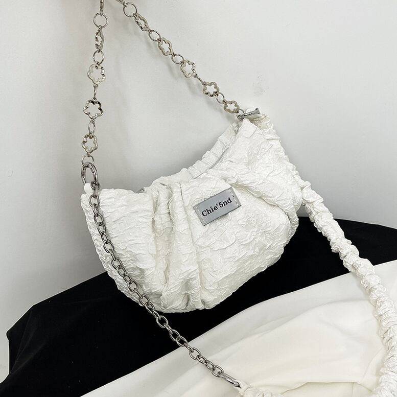 3color レディース シャーリングショルダーバッグ ハーフムーンバッグ チェーン ショルダーバッグ サドルバッグ bag メッセンジャーバッグ ポーチ 上品 フェミニン トートバッグ エレガント 斜め掛け 肩掛け 手持ち コンパクト レトロのサムネイル