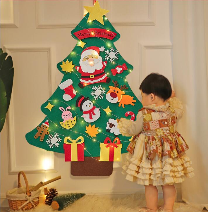 23 個のオーナメント付きクリスマス装飾ストッキング雪だるまクラフトキットドア用フェルト クリスマス ツリー セット、フェルト クリスマス ツリー 取り外し可能なクリスマス ツリー セット フェルト キッズ クリスマス おもちゃ