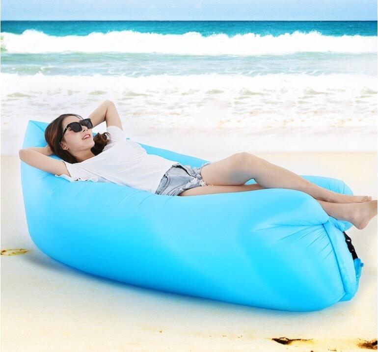 Rakuten - アクッションソファ エアーベッド ビーチベッド サマーキャンプ ベッド アウトドア ビーチ アウトドア コンパクト 収納袋付き 空気入れ不要エアーソファー エアーベッド アウトドア 収納袋付き 空気入れ不要 軽量 コンパクト