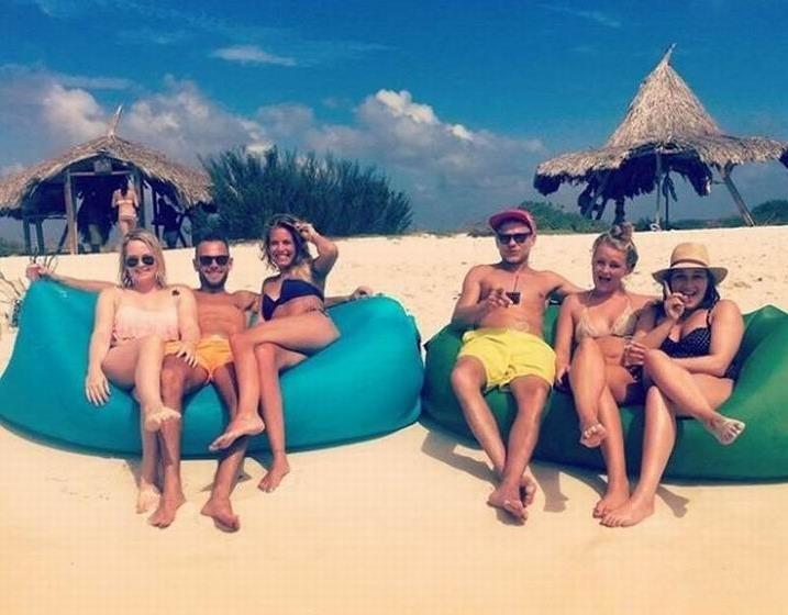 エアーソファー Airsofa airbed エアソファー エアソファ ビーチ、キャンプ場、室内、公園 ベッド エアクッション 浮き輪 アウトドアキャンプ 3人 三人 エアーベッド エアベッド 海 旅行 夏 秋 BBQ プール イベント通販格安セール情報 楽天 通販