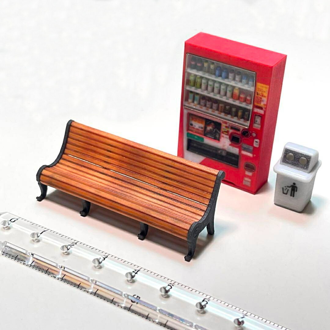 自動販売機　【VM-002-043】　1/43　ミニチュア　ジオラマ　自動販売機　ベンチ　ゴミ箱　空き缶入れ　..