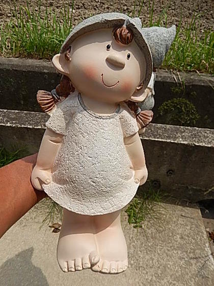 オブジェ 置物とんがり 盆栽 キッズ 男の子と ぼんさい 女の子後ろ姿もかわいいですよ 園芸百貨店何でも揃うこぼんさい 植木鉢 玄関の ディスプレイ用として