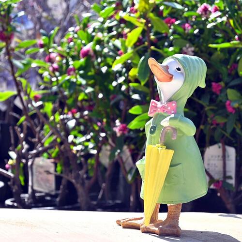 アヒルアンブレラ(スタンド)アヒル 傘 置物 Mr.カナール可愛い置物 あひる レインコートお庭や玄関にはもちろん、お部屋にも合います。プレゼントにもどうぞ。