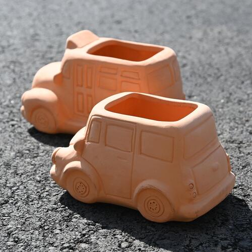 テラコッタミニ　車　バス　2つセットテラコッタの置物　手作り　クラシックバスクラシックカー　お庭や玄関先に。優しい色合い　幸せを運ぶクラシックカープレゼントにもどうぞ。