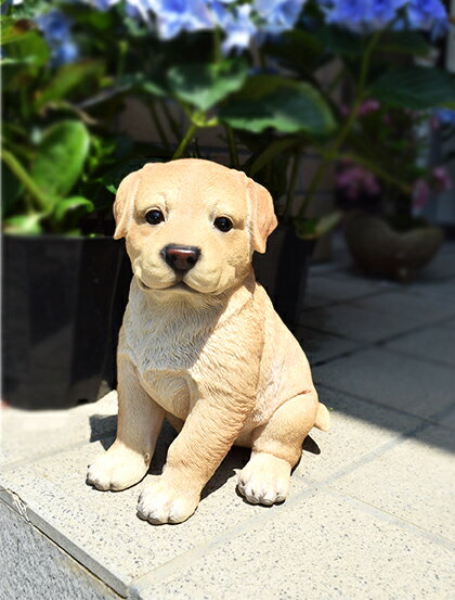 お迎えわんちゃんラブラドール犬の置物子犬