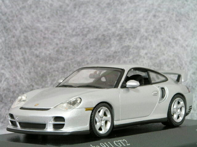 ミニチャンプス 1/43 ポルシェ 911 ( 996 ) GT2 / 2000年 シルバー メタリック