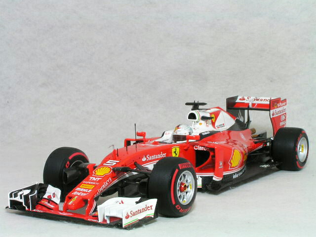 BBR ミニカー 1/18 スケールフェラーリ SF16-Hスクーデリア フェラーリセバスチャン ベッテル2016年イタリア GPBBR MINICHAMPS Ferrari