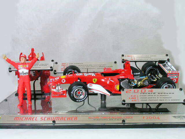 ホット ホィール 1/18 フェラーリ F2004 ミハイル・シューマッハ / オールタイム キャリア レコード リーダー 【 マルボロ カスタム 】