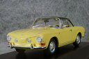 ミニチャンプス 1/43 (マキシ)スケール ミニカーフォルクスワーゲン カルマン ギヤ 16001966年 イエロー / ブラックVolkswagen MINICHAMPS VW