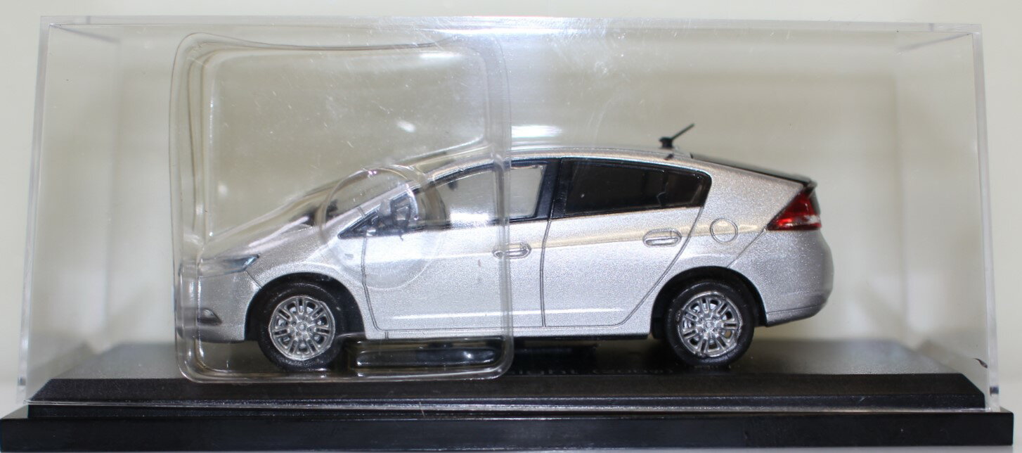 【パール】1/43亜鉛合金製 ホンダ　インサイト　ミニカー Amazon | IXO/イクソ 1/43 ホンダ インサイト ZE2型 2009 銀