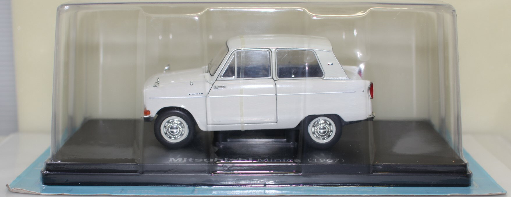 Rakuten - USED 未開封 1/24 国産名車コレクション 三菱 ミニカ 1967 240001032103