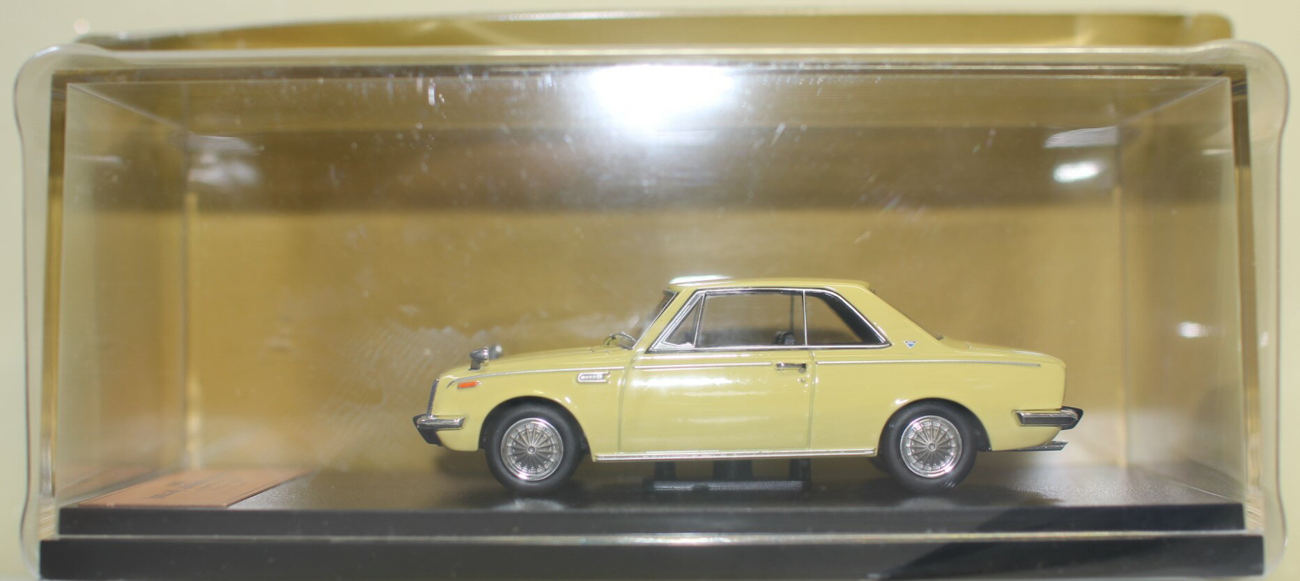 Rakuten - 新品 ブリスター曲がり 1/43 国産名車プレミアムコレクション トヨタ 1600GT 1967 240001033287